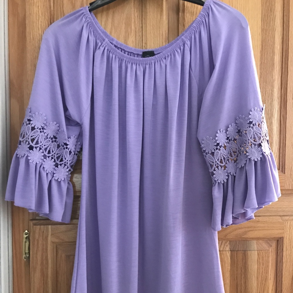 Lavender ruffle sleeve tunic.